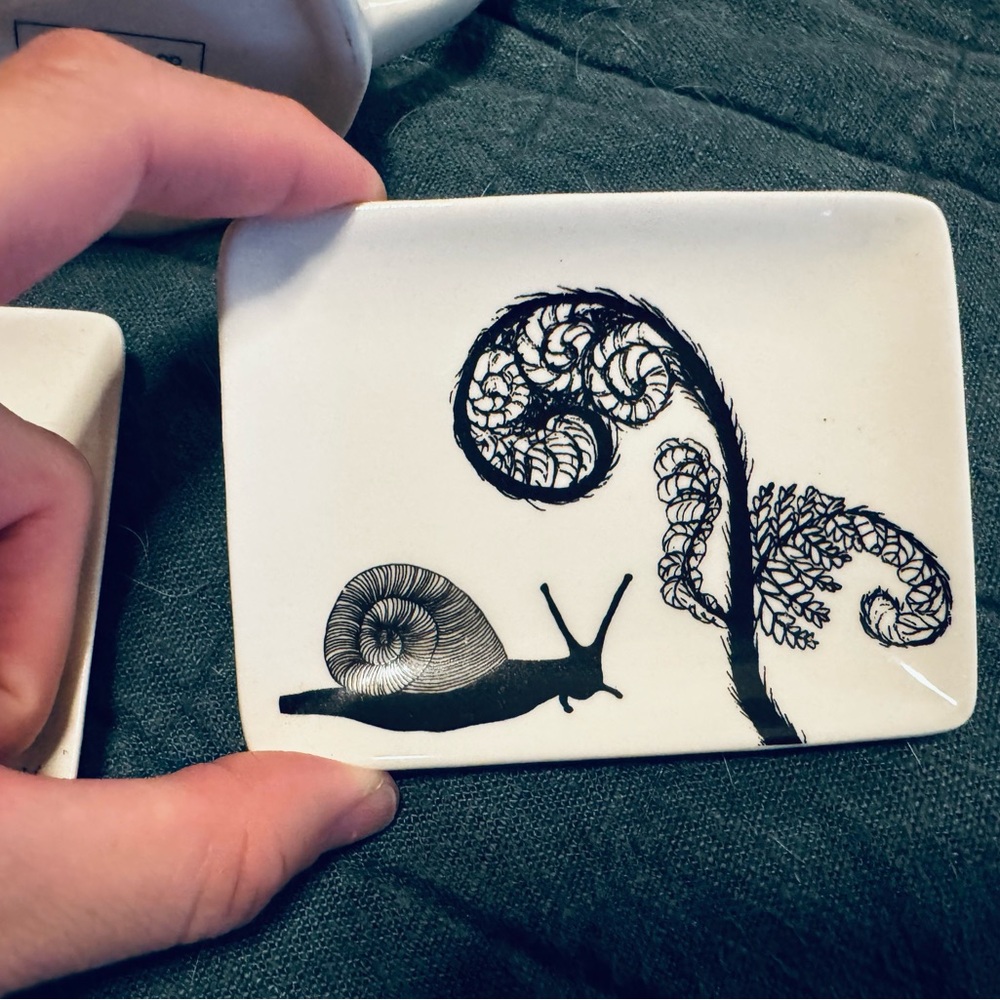 Three Tiny Tea Trays and a Creamer Cup with a Nature Theme - Picture 5 of 9
